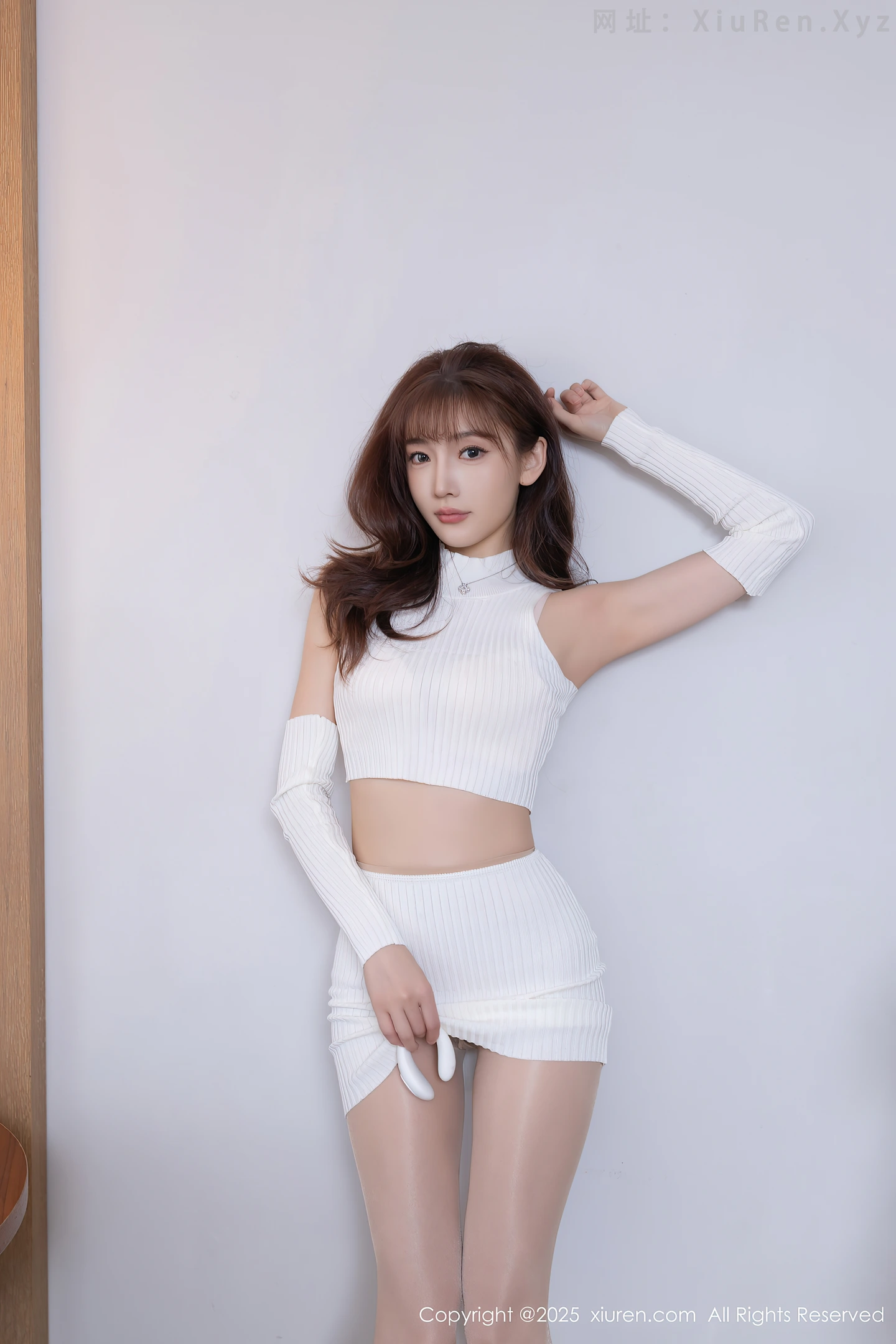 图片[5]-[XiuRen秀人网]VOL.10608 模特陆萱萱性感白色短裙套装配超薄肉丝秀柔美身姿诱惑写真80P-秀人网官方网站